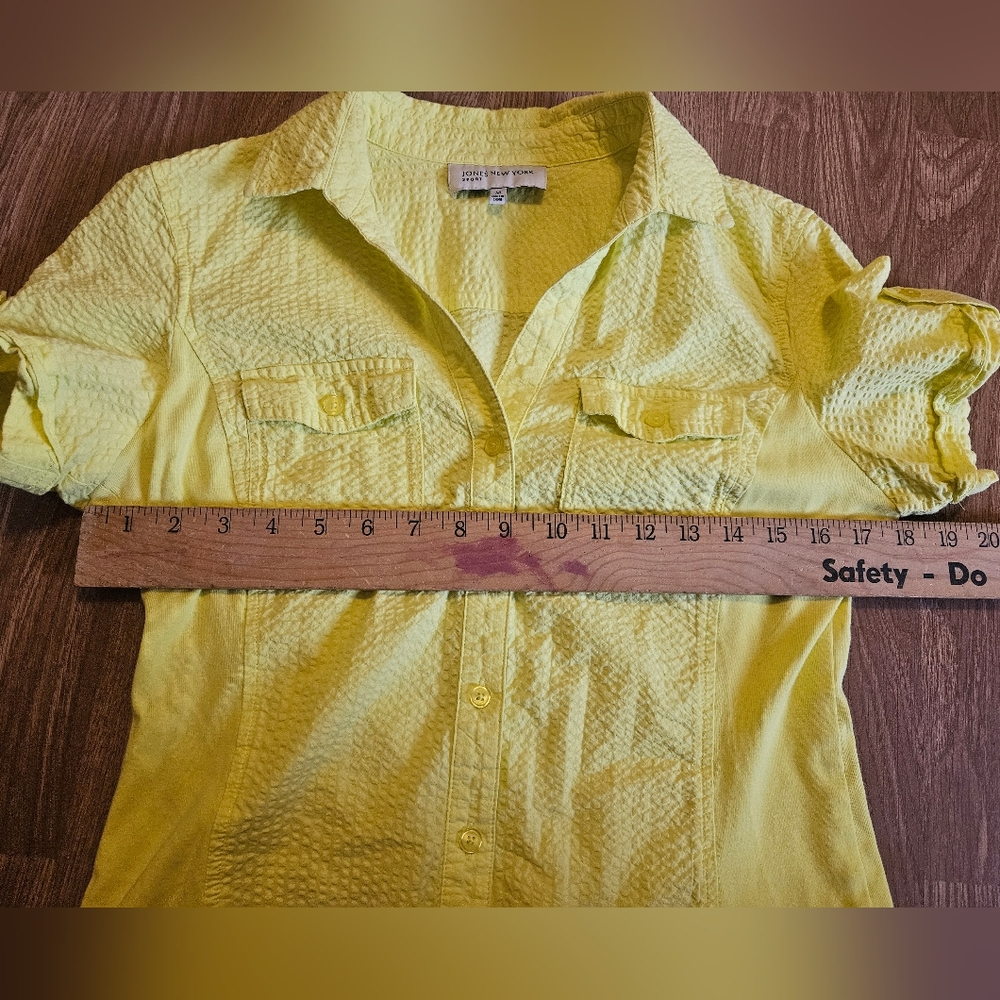 Jones New York Sport Yellow Button-Up Women's Top - Picture 5 of 6